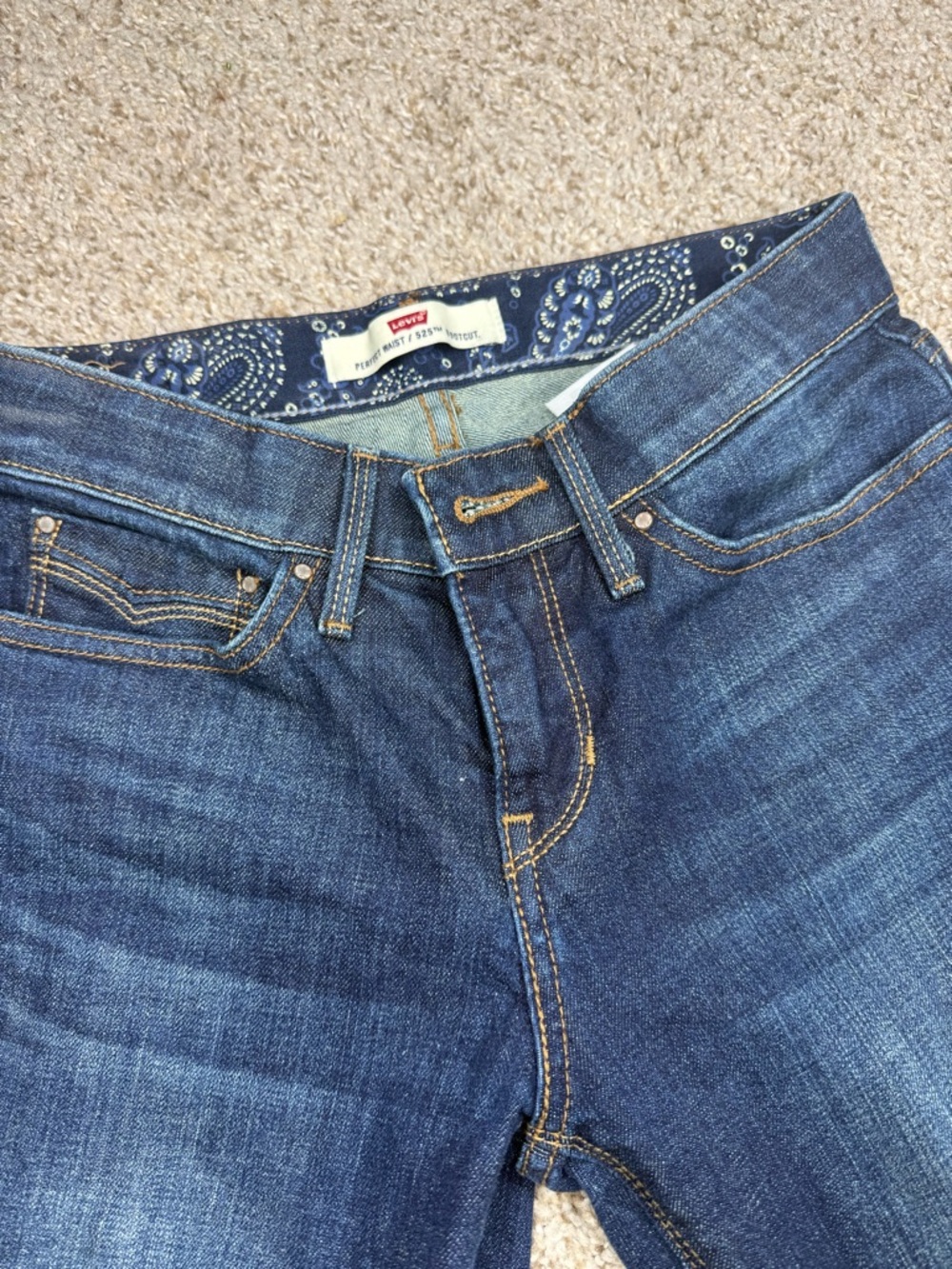 Levi’s Women's Dark Blue Bootcut Jeans - Picture 3 of 7